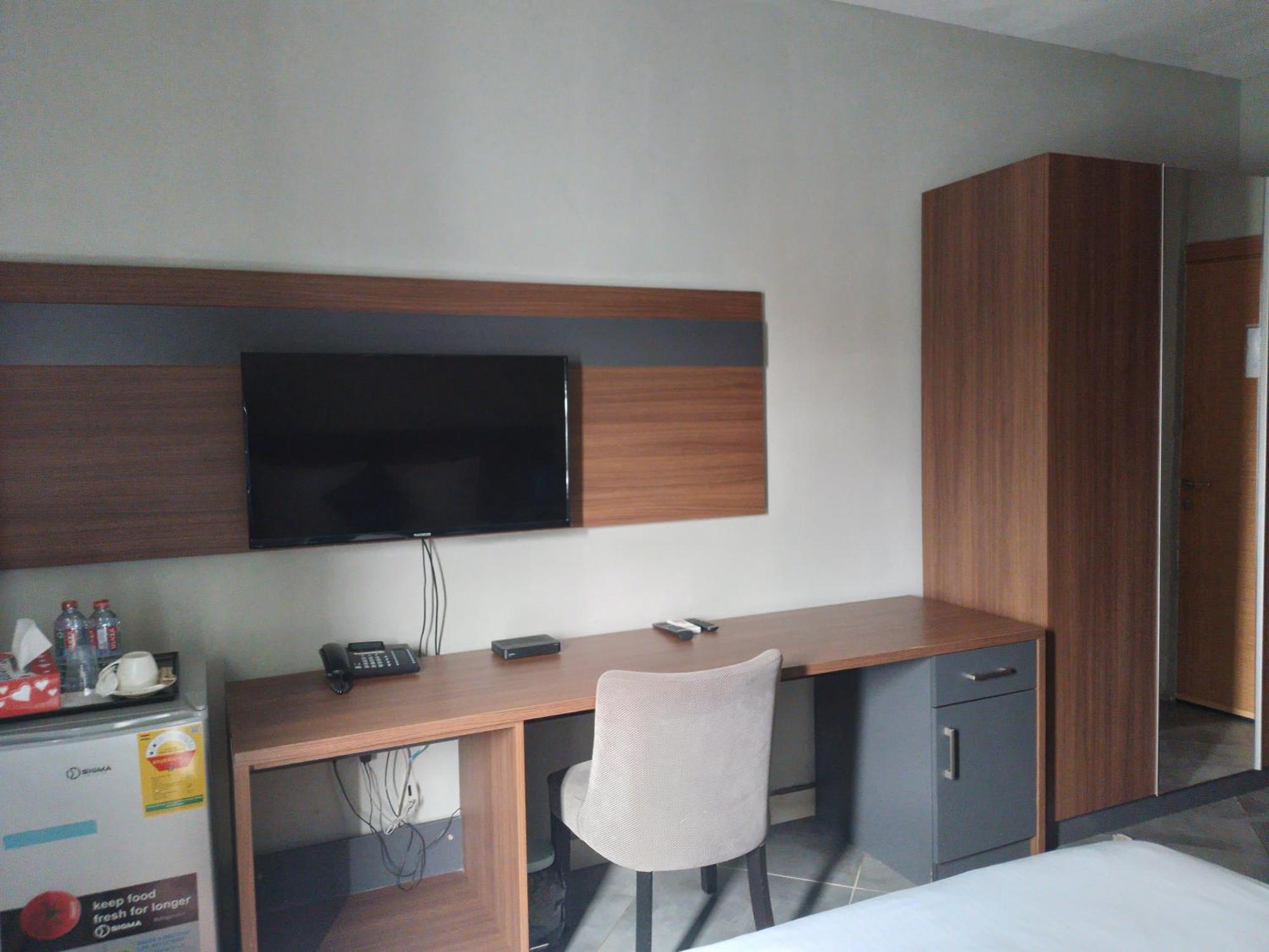 אקרה Euro Homes Hotel מראה חיצוני תמונה