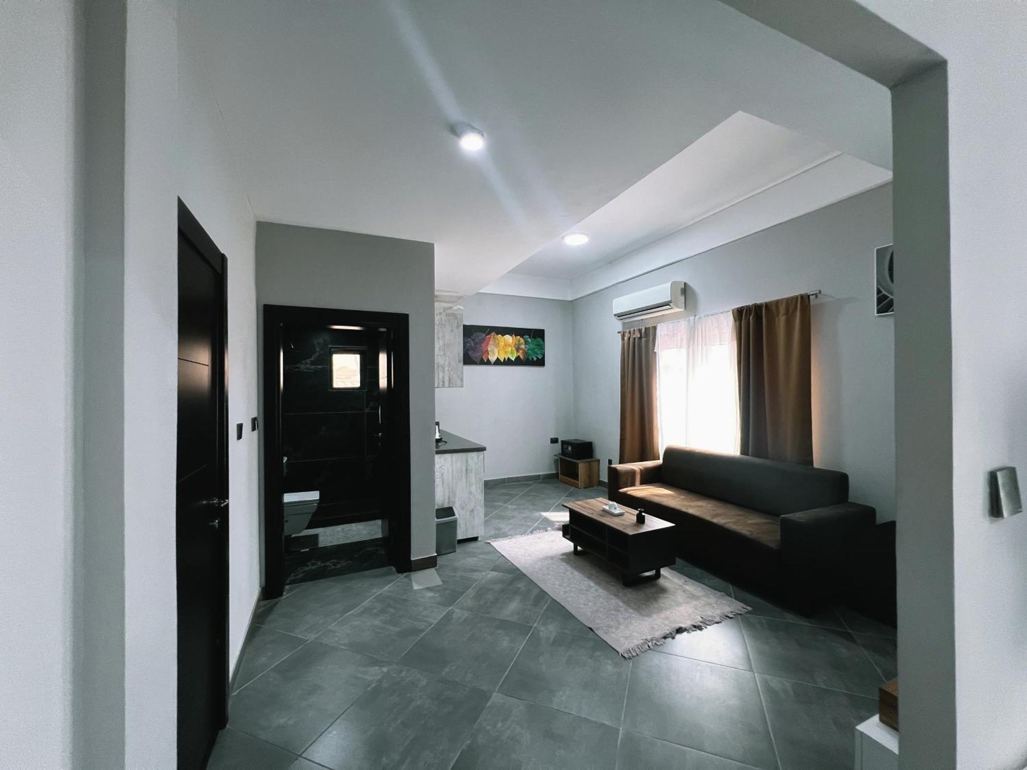 אקרה Euro Homes Hotel מראה חיצוני תמונה