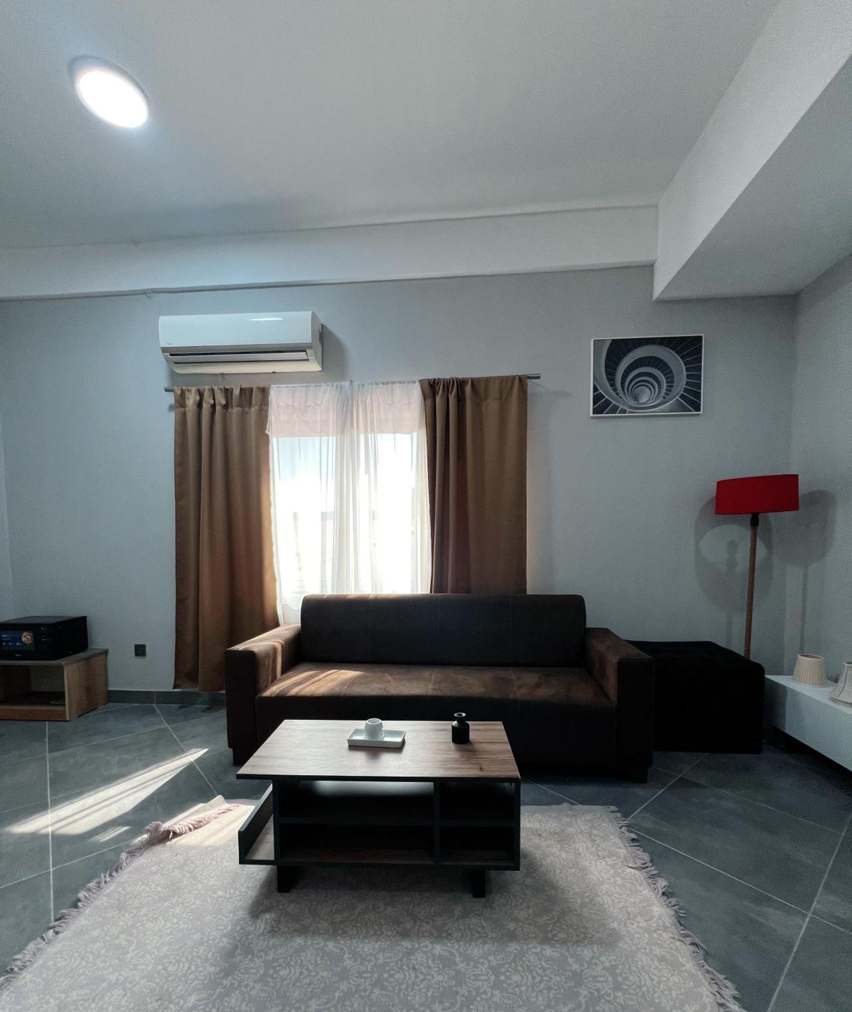 אקרה Euro Homes Hotel מראה חיצוני תמונה