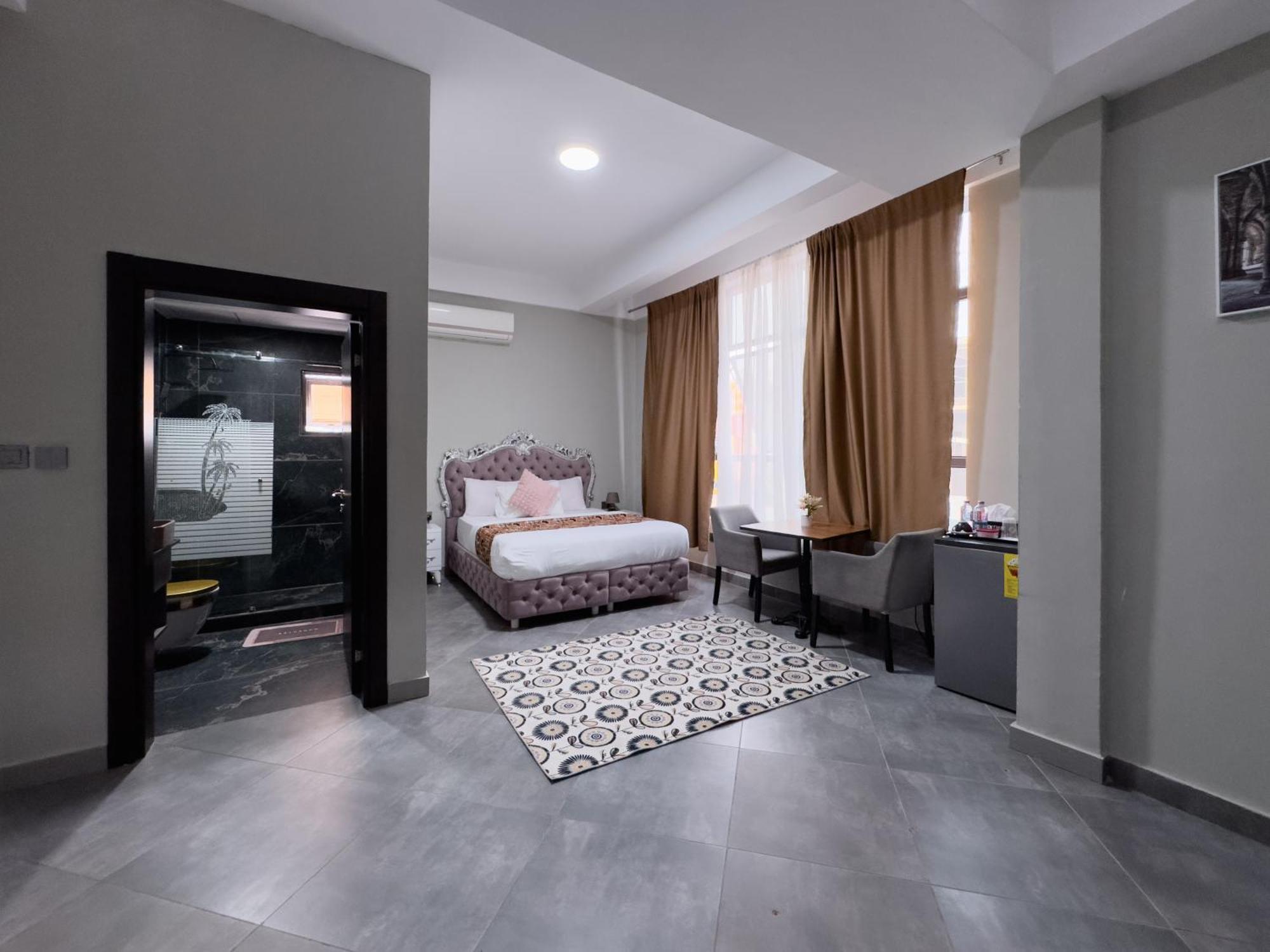 אקרה Euro Homes Hotel מראה חיצוני תמונה