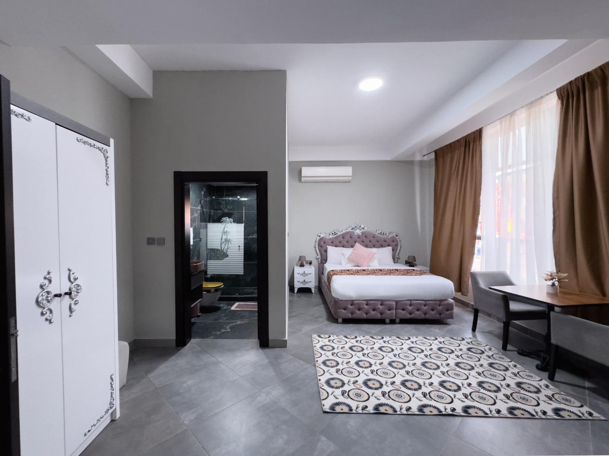 אקרה Euro Homes Hotel מראה חיצוני תמונה