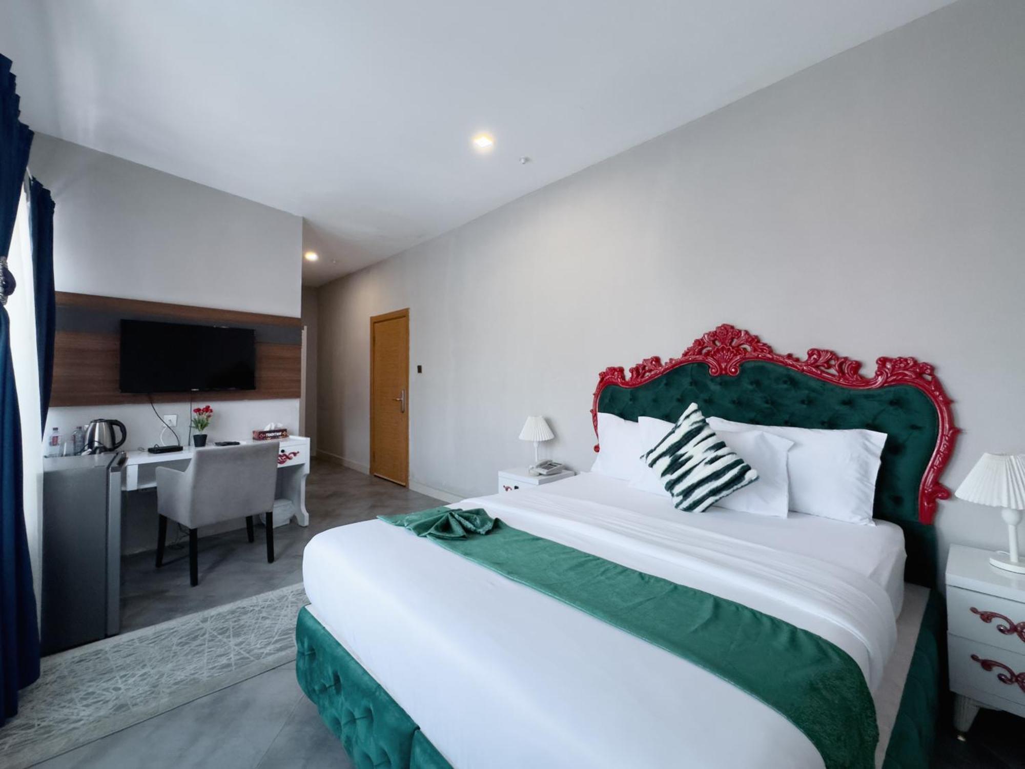 אקרה Euro Homes Hotel מראה חיצוני תמונה